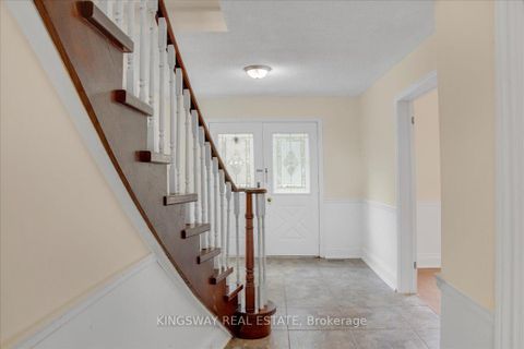 Photo 15 at 26 Cynthia Crescent, Oak Ridges, Richmond Hill