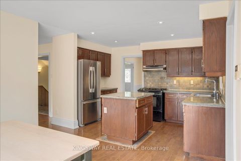 Photo 22 at 26 Cynthia Crescent, Oak Ridges, Richmond Hill Photo 22 at 26 Cynthia Crescent, Oak Ridges, Richmond Hill