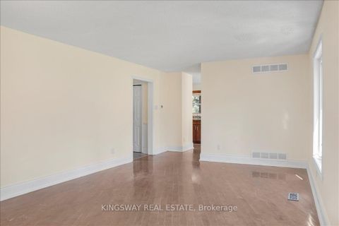 Photo 26 at 26 Cynthia Crescent, Oak Ridges, Richmond Hill Photo 26 at 26 Cynthia Crescent, Oak Ridges, Richmond Hill