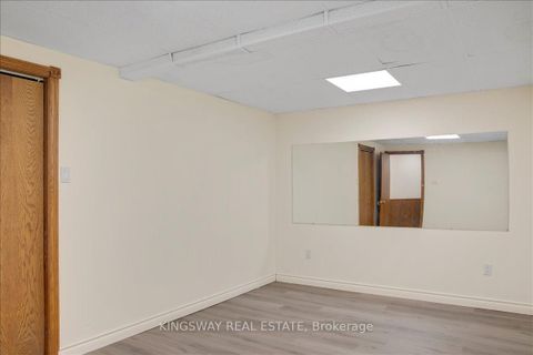 Photo 30 at 26 Cynthia Crescent, Oak Ridges, Richmond Hill