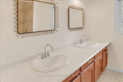 Photo 33 at 26 Cynthia Crescent, Oak Ridges, Richmond Hill