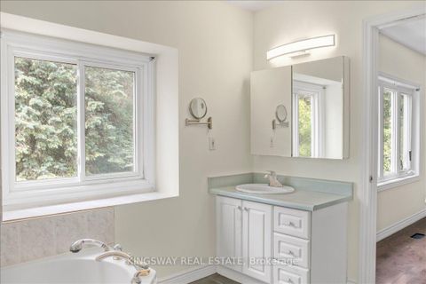 Photo 46 at 26 Cynthia Crescent, Oak Ridges, Richmond Hill