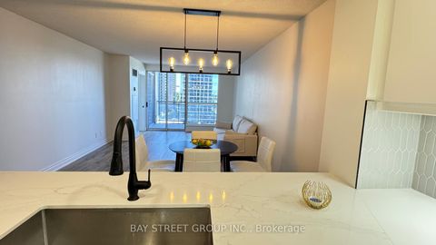 Photo 4 at 1106 - 18 Hollywood Avenue, Willowdale East, Toronto