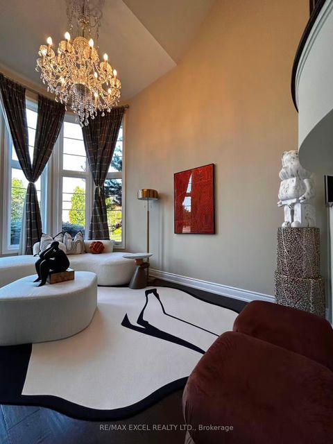 Photo 1 at 215 Coon's Road, Oak Ridges, Richmond Hill