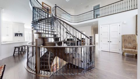 Photo 17 at 125 Boake Trail, Bayview Hill, Richmond Hill