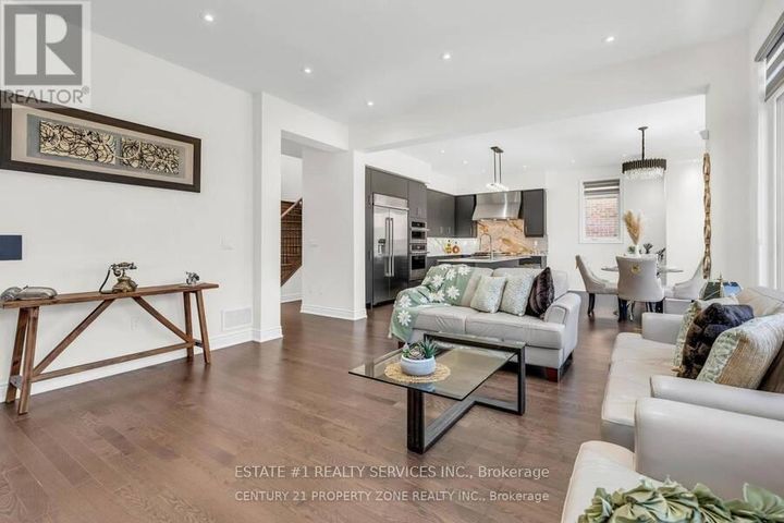 Photo 5 at 8925 Heritage Road, Bram West, Brampton