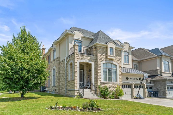 Photo 1 at 1 Astrantia Way, Credit Valley, Brampton