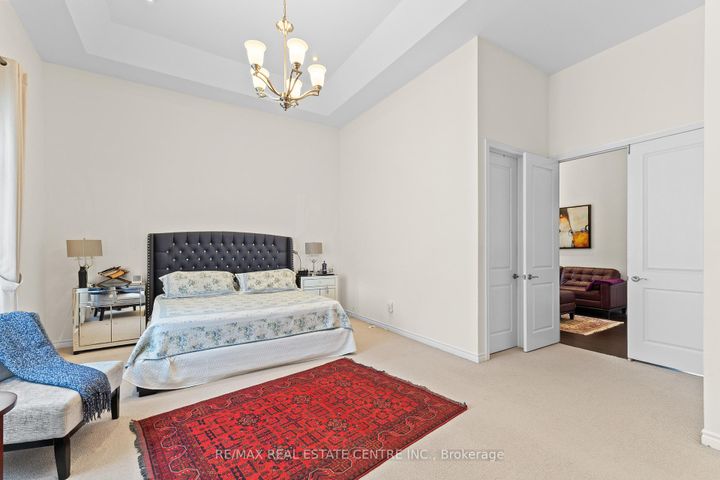 Photo 18 at 1 Astrantia Way, Credit Valley, Brampton