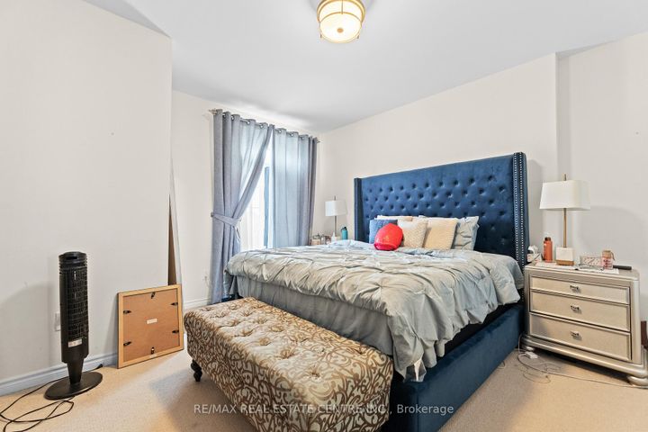 Photo 22 at 1 Astrantia Way, Credit Valley, Brampton