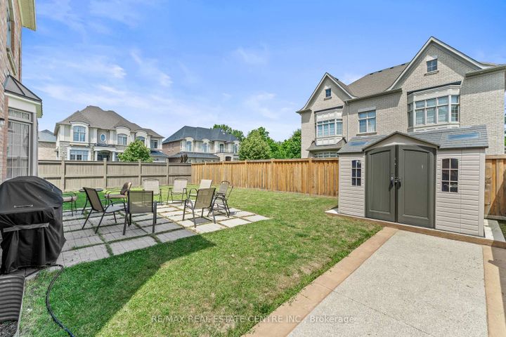 Photo 35 at 1 Astrantia Way, Credit Valley, Brampton