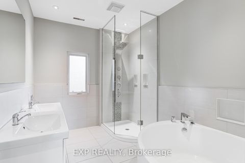 Photo 15 at 18 Innisdale Drive, Maryvale, Toronto