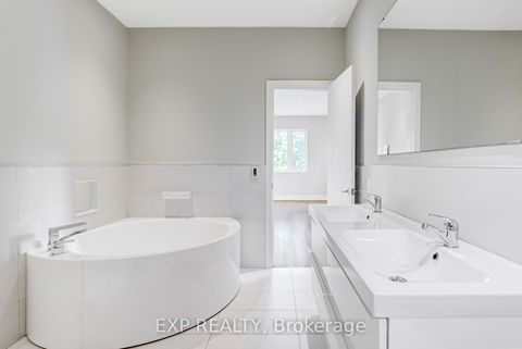 Photo 16 at 18 Innisdale Drive, Maryvale, Toronto