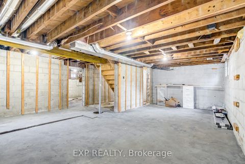Photo 22 at 18 Innisdale Drive, Maryvale, Toronto