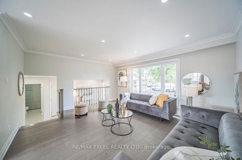 Photo 6 at 106 Alexmuir Boulevard, Agincourt North, Toronto