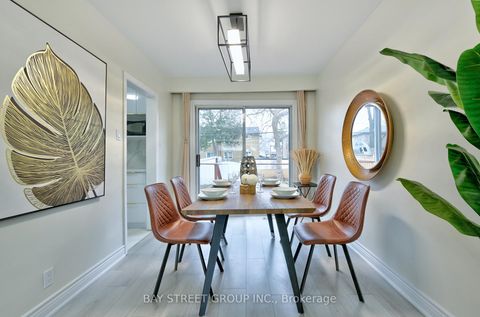 Photo 5 at 150 Vauxhall Drive, Dorset Park, Toronto