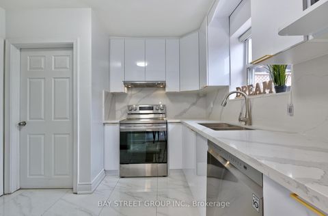 Photo 9 at 150 Vauxhall Drive, Dorset Park, Toronto