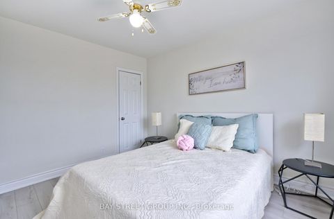 Photo 16 at 150 Vauxhall Drive, Dorset Park, Toronto