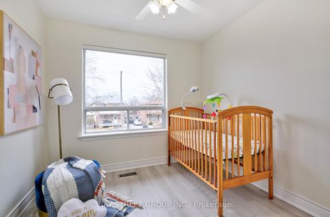 Photo 17 at 150 Vauxhall Drive, Dorset Park, Toronto