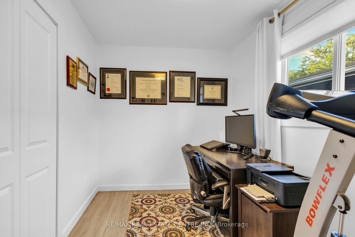 Photo 14 at 741 Mullin Way, Appleby, Burlington
