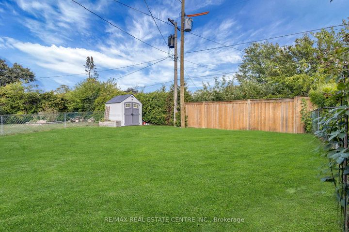 Photo 21 at 741 Mullin Way, Appleby, Burlington
