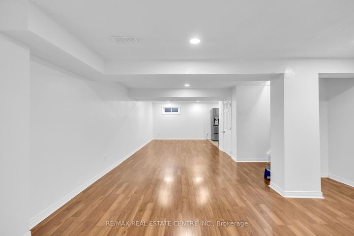 Photo 28 at 741 Mullin Way, Appleby, Burlington