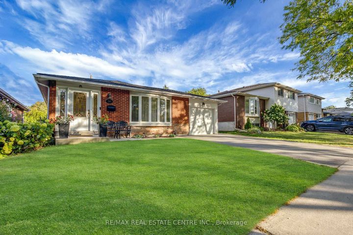 Photo 31 at 741 Mullin Way, Appleby, Burlington