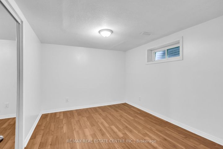 Photo 38 at 741 Mullin Way, Appleby, Burlington