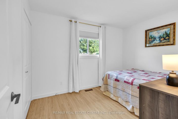 Photo 42 at 741 Mullin Way, Appleby, Burlington