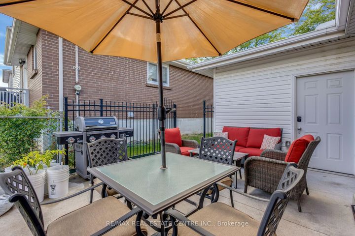 Photo 48 at 741 Mullin Way, Appleby, Burlington