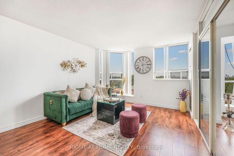 Photo 6 at 707 - 2466 Eglinton Avenue E, Eglinton East, Toronto