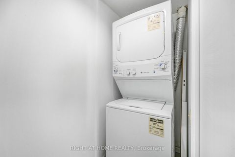 Photo 9 at 707 - 2466 Eglinton Avenue E, Eglinton East, Toronto