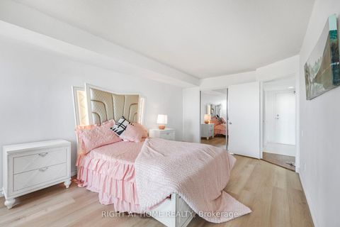 Photo 11 at 707 - 2466 Eglinton Avenue E, Eglinton East, Toronto