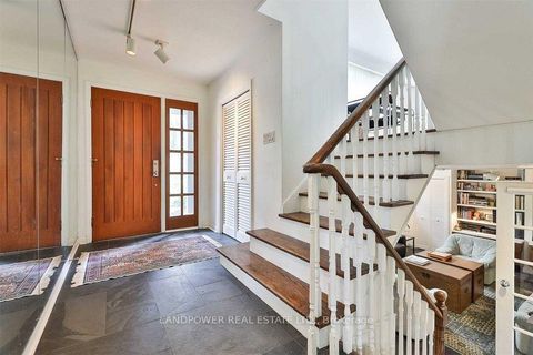 Photo 1 at 9 Alderdale Court, Don Mills, Toronto