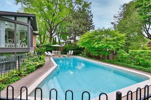 Photo 3 at 9 Alderdale Court, Don Mills, Toronto