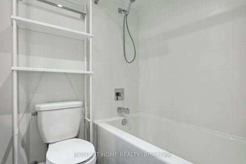 Photo 9 at 525 - 85 East Liberty Street, Niagara, Toronto