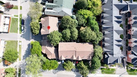 Photo 3 at 64 Benson Avenue, Mill Pond, Richmond Hill