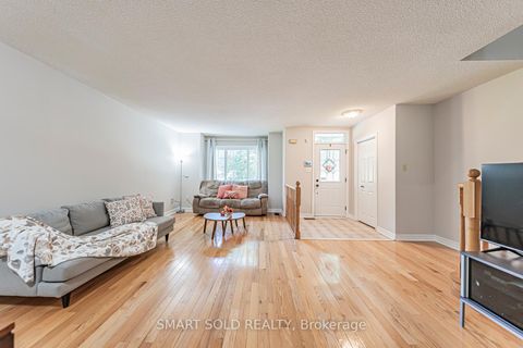 Photo 7 at 64 Benson Avenue, Mill Pond, Richmond Hill