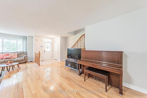 Photo 8 at 64 Benson Avenue, Mill Pond, Richmond Hill