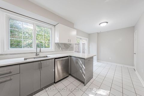 Photo 14 at 64 Benson Avenue, Mill Pond, Richmond Hill