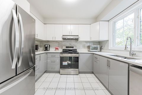 Photo 15 at 64 Benson Avenue, Mill Pond, Richmond Hill