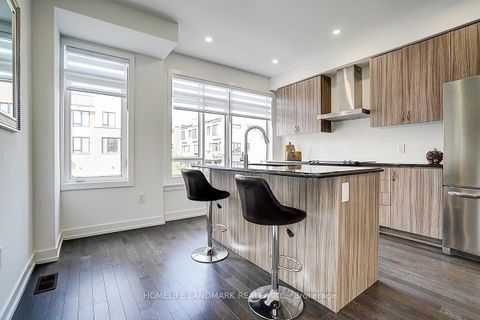 Photo 17 at 165 Salterton Circle, Rural Vaughan, Vaughan
