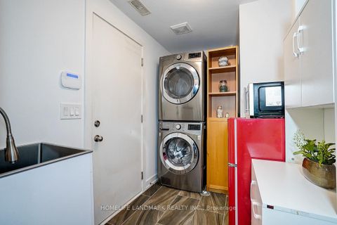 Photo 36 at 165 Salterton Circle, Rural Vaughan, Vaughan