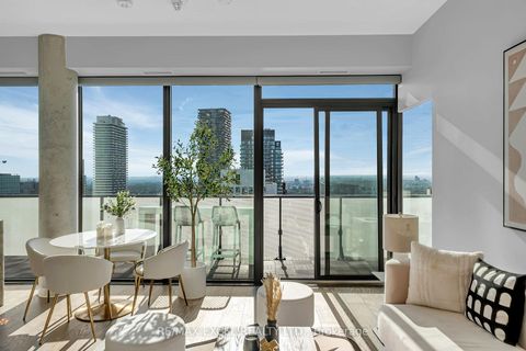 Photo 10 at PH01 - 161 Roehampton Avenue, Mount Pleasant West, Toronto