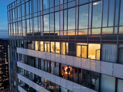 Photo 28 at PH01 - 161 Roehampton Avenue, Mount Pleasant West, Toronto