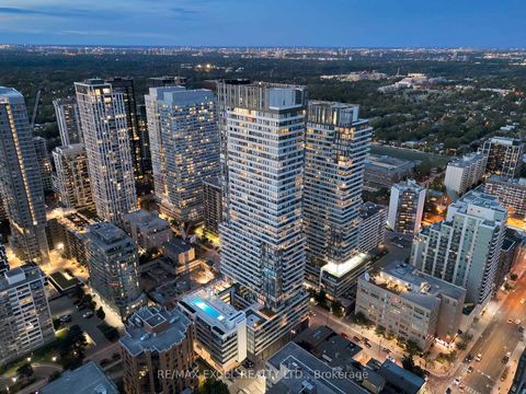 Photo 33 at PH01 - 161 Roehampton Avenue, Mount Pleasant West, Toronto