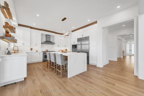 Photo 18 at 131 Lady Jessica Drive, Patterson, Vaughan