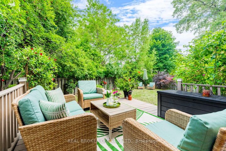 Photo 31 at 57 Glenmanor Way, Yorkhill, Vaughan