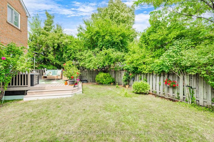 Photo 33 at 57 Glenmanor Way, Yorkhill, Vaughan