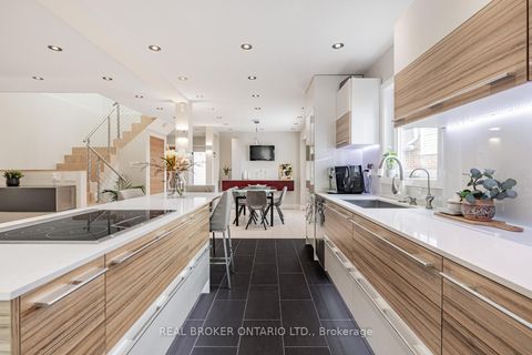 Photo 13 at 57 Glenmanor Way, Yorkhill, Vaughan