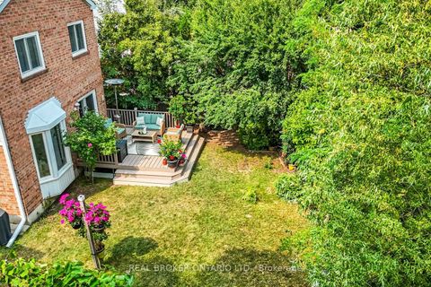 Photo 36 at 57 Glenmanor Way, Yorkhill, Vaughan